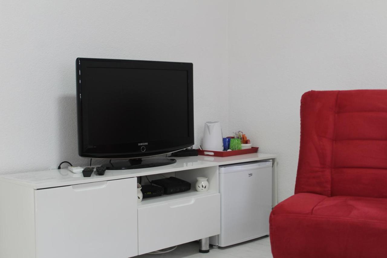 Red Apartment Sarajevo Exterior photo